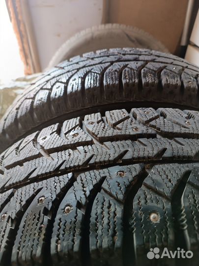 Bridgestone Ice Cruiser 7000S 225/65 R17 102T
