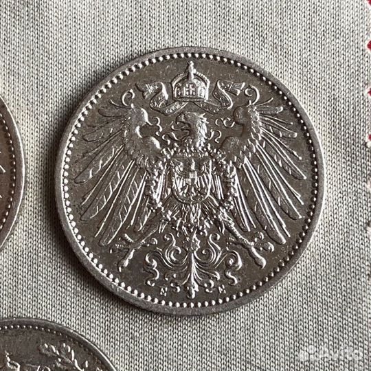 Старинные серебрянные монеты марки Германии