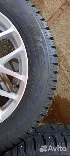 Pirelli Ice Zero 205/55