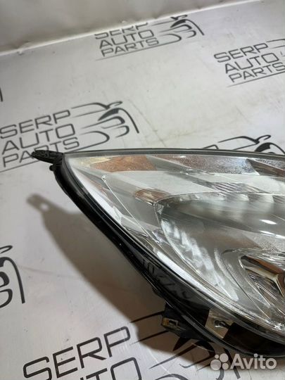 Фара правая Opel Insignia G09 A18XER 2009