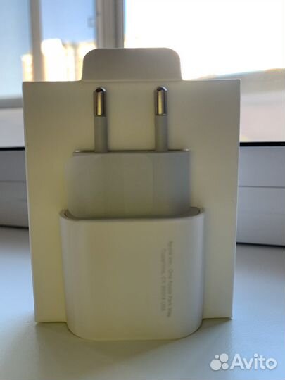 Адаптер питания apple 20w USB-C