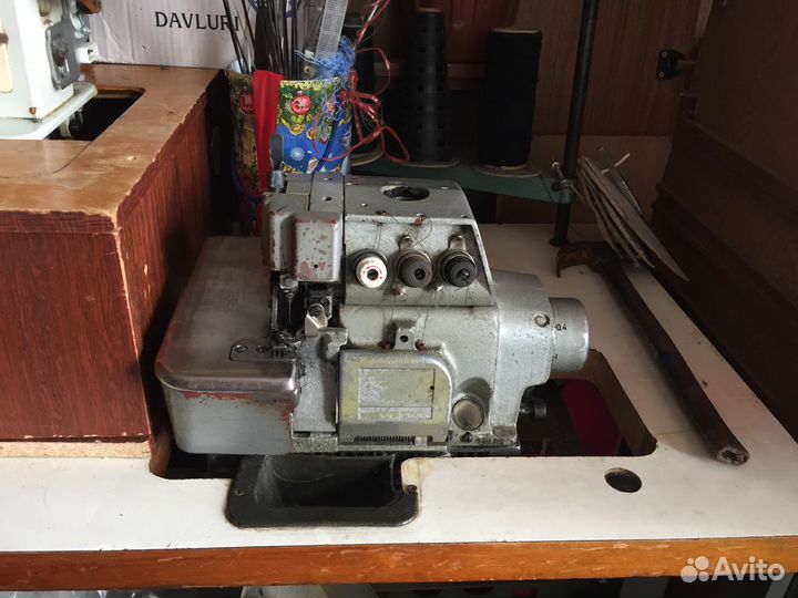 Оверлок для швейной машины