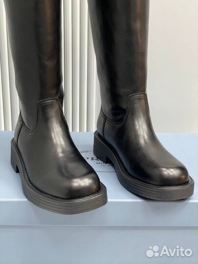 Сапоги Prada 2 цвета