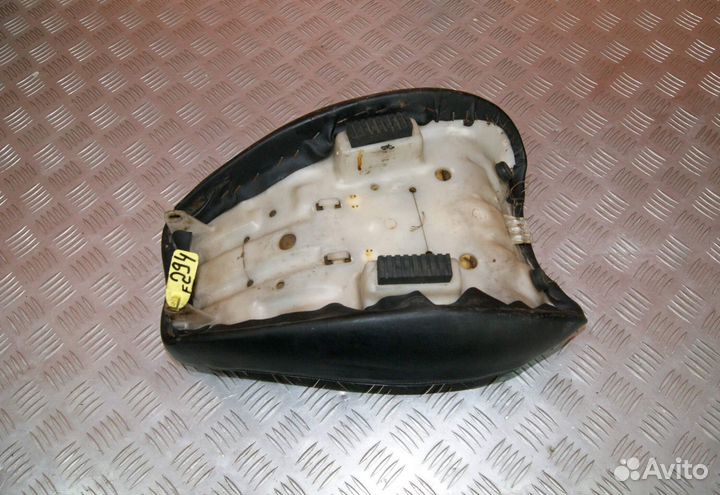 Сидение переднее Suzuki Intruder 400