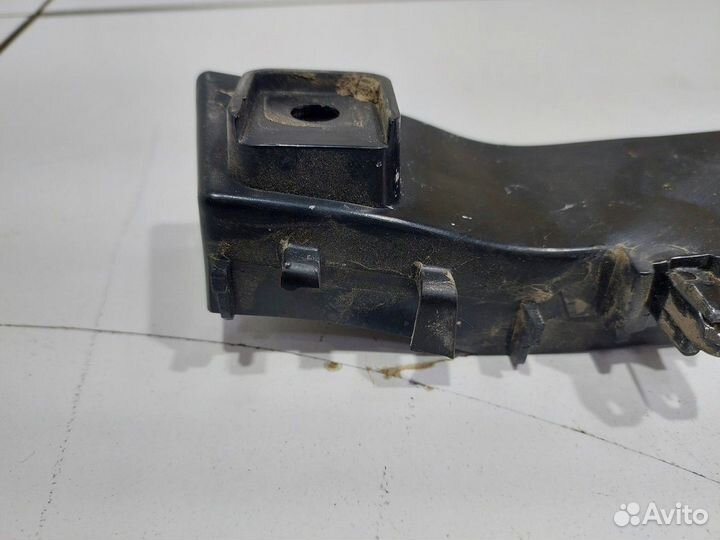 Кронштейн заднего бампера правый (Changan CS35)