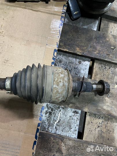 Привод передний левый 1.6 МКПП Chevrolet Cruze