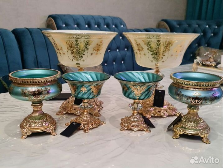 Вазы и конфетница