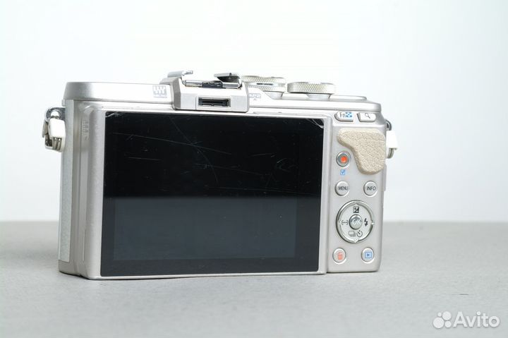 Фотоаппарат Olympus pen e pl8 + 14-42 f/3.5-5.6