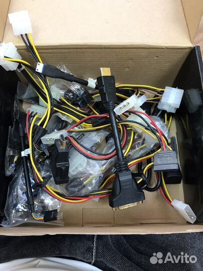 Шнуры / кабели / переходники