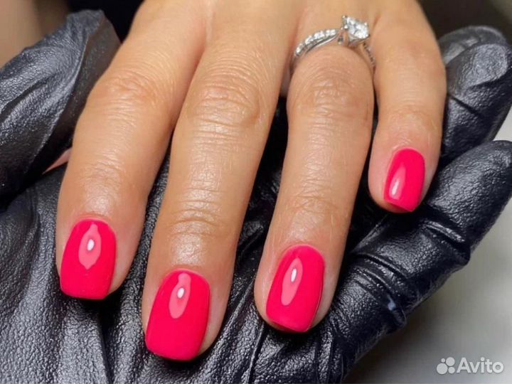 Акция на маникюр до конца месяца