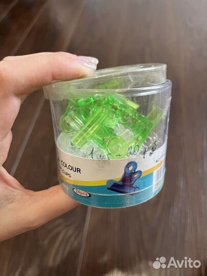 Пакетом все для маникюра