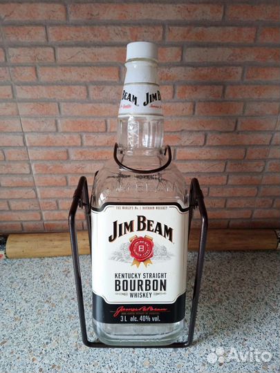 Бутылка 3 литра Jim Beam на качелях