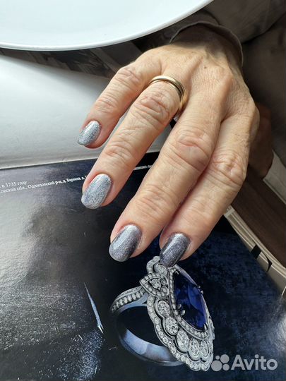 Маникюр педикюр