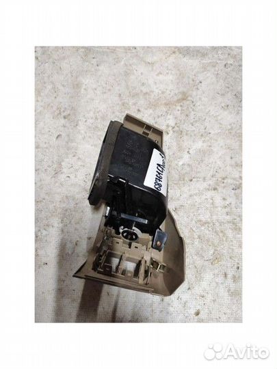 Дефлектор воздуховод в торпедо левый Nissan Murano