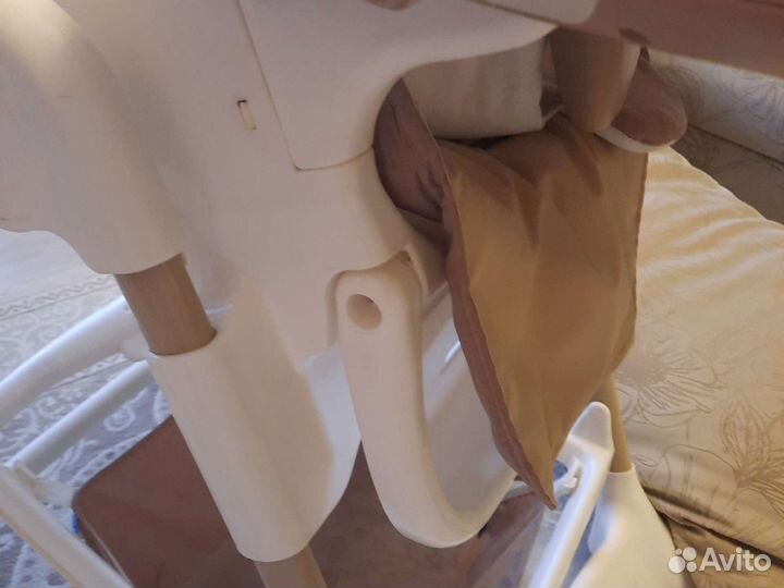 Стульчик для кормления corol