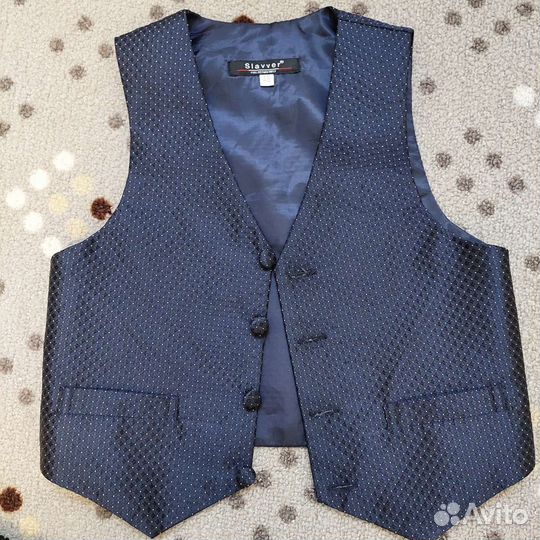 Школьная форма. Штаны, рубашка, жилет