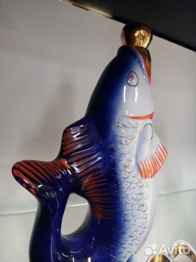 Фарфоровые графин и стопки Рыбки