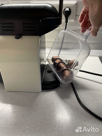 Кофемашина delonghi essenza EN 97