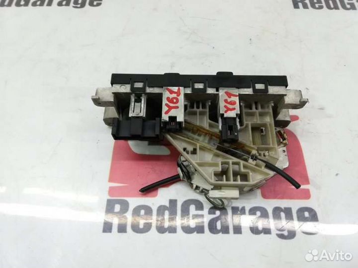 Блок управления климат-контролем Nissan Patrol Y61