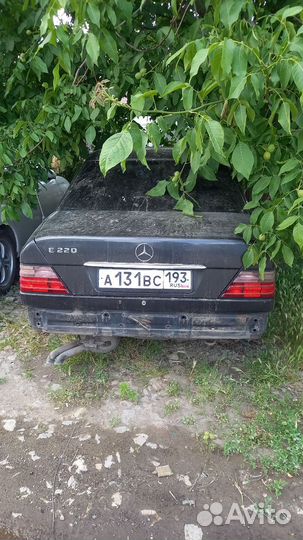 W124 E500 mercedes в полный разбор и W124 e220