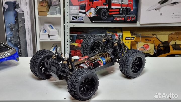 Монстр на радиоуправлении Maverick strada MT 4WD