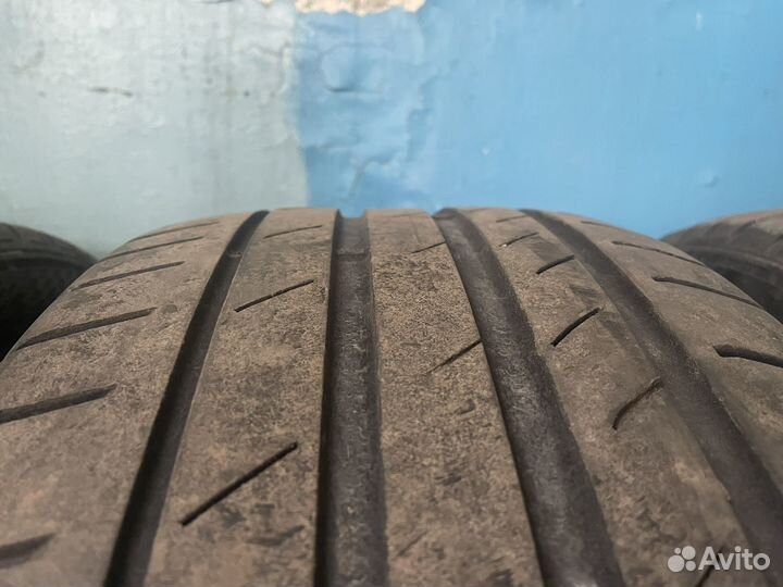 Kumho Ecsta PS71 245/45 R19 98W
