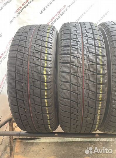 Bridgestone Blizzak VRX 215/60 R17 100W