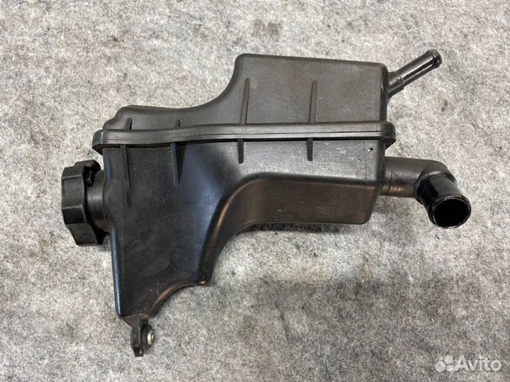 Бачок гур Chevrolet Cruze J300