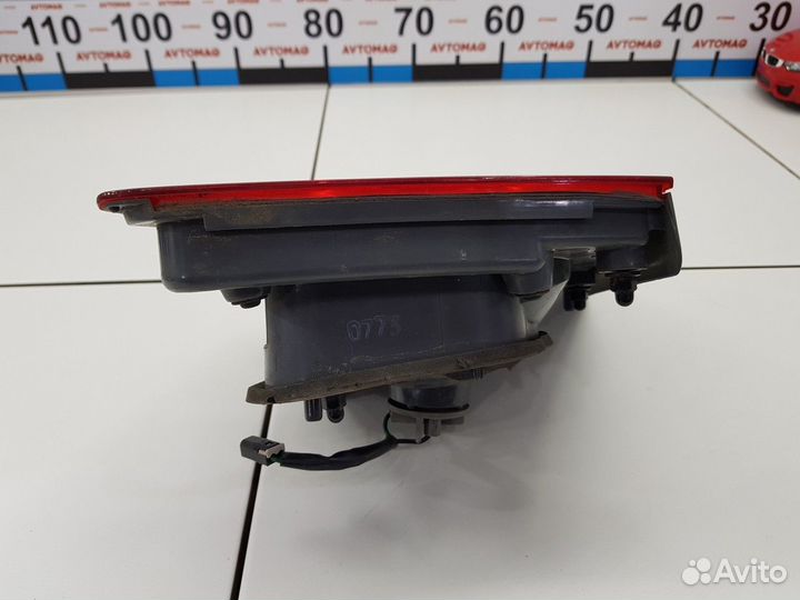 Фонарь задний правый внутренний (Chevrolet Cruze)