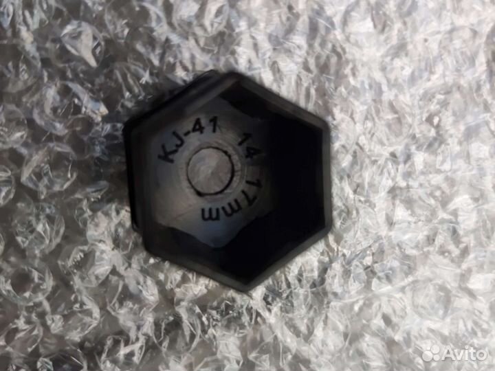 Колпачки на колесные болты