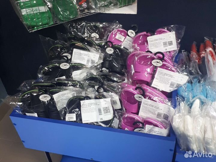 Все для бассейна.очки.купальники.шапочки.ласты