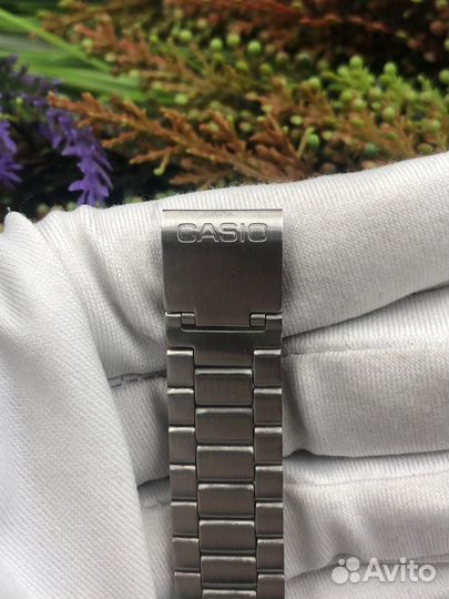 Часы Casio