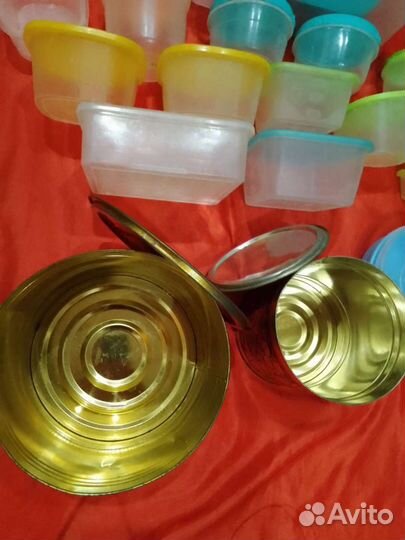 Контейнеры для продуктов,приправ и другие