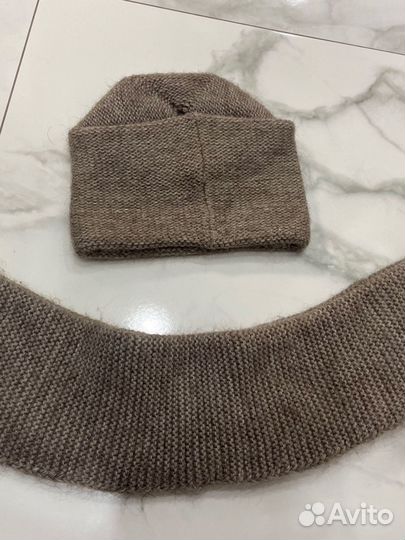 Комплект шапка с шарфом