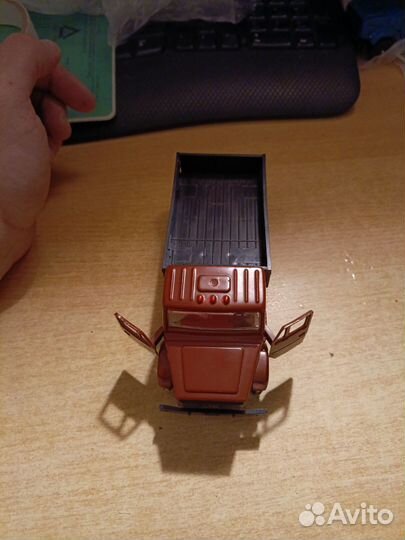 Модель грузовика