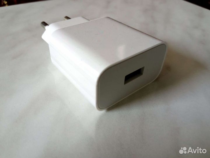 Адаптер 220v USB 2А