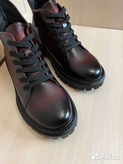 Ботинки женские весенние 38