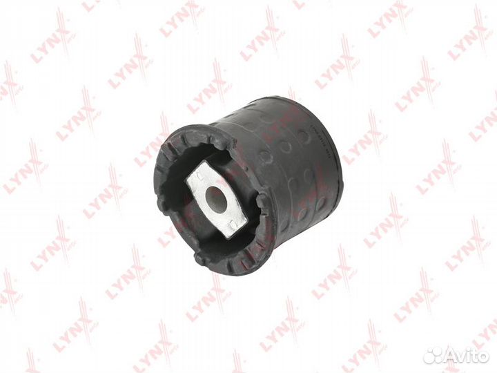 Сайлентблок / Балка моста BMW X5(E53) 2.0-4.8 00-0