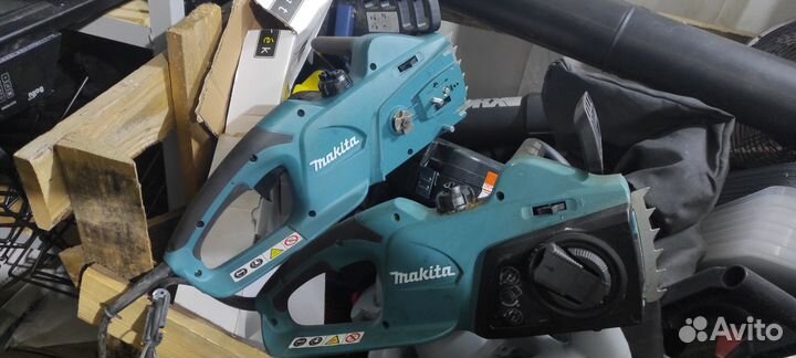 Цепная пила Makita UC3541A