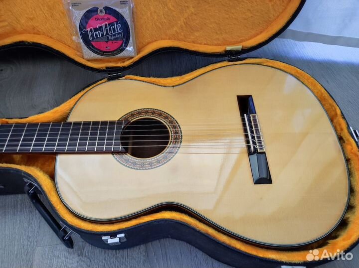 Классическая гитара Takamine C-128 1984 год