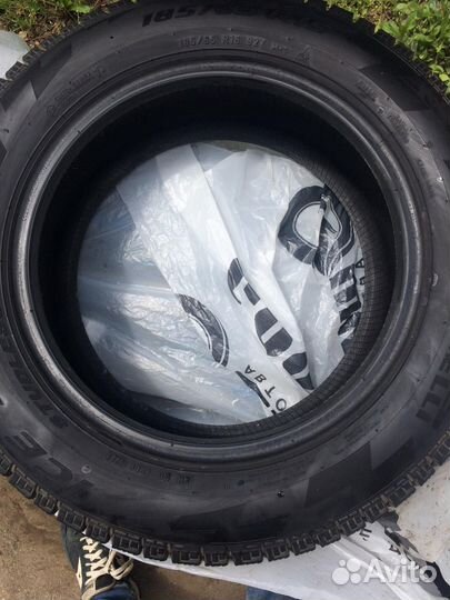 Pirelli Ice Zero FR 5.50/65 R15