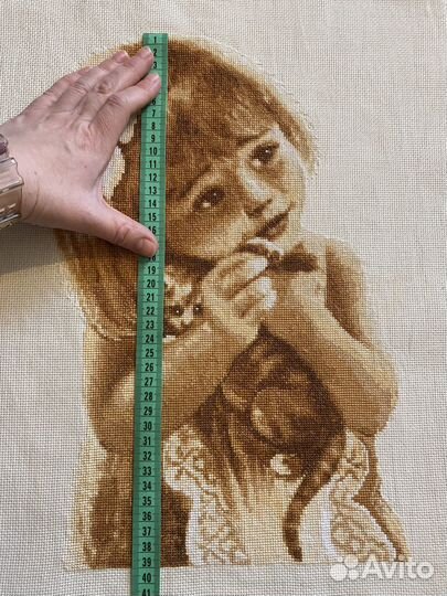 Готовая картина вышитая крестом