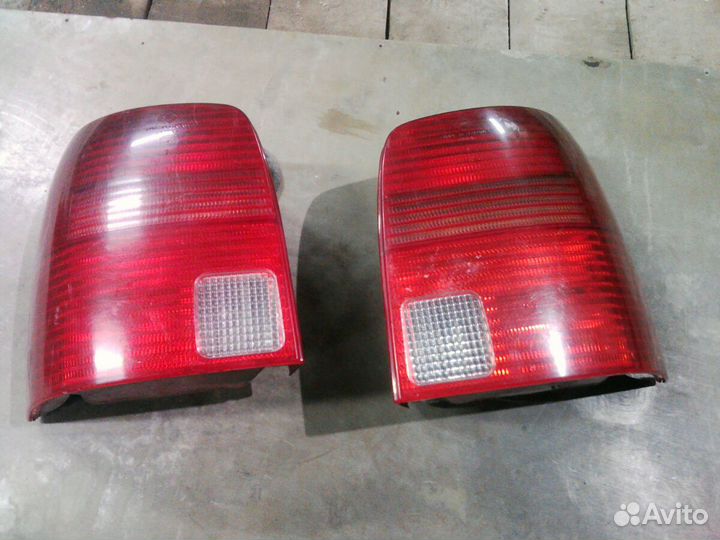 Фара на пассат б5