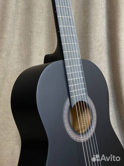 Классическая гитара 4/4 полноразмерная