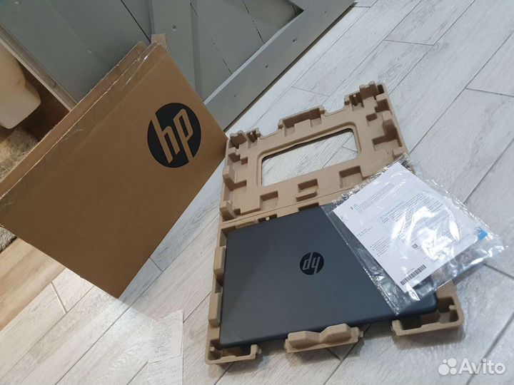 Ноутбук С гарантией. продажа в магазине