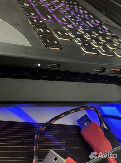 Игровой ноутбук Lenovo Legion y720 64BT