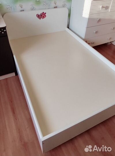 Детская кровать 100 на 150 с матрасом