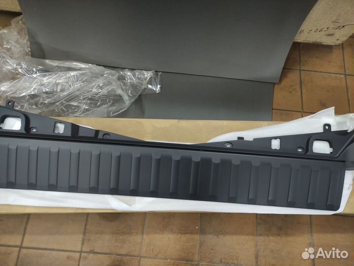 Накладка заднего борта