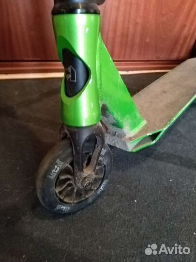 Трюковой самокат limit