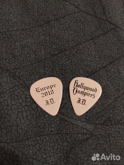 Медиатор Джонни Деппа (Hollywood Vampires)